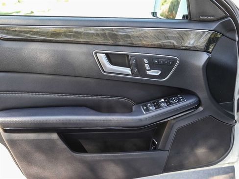 Used 2015 Mercedes-Benz E 350 Sedan image 27