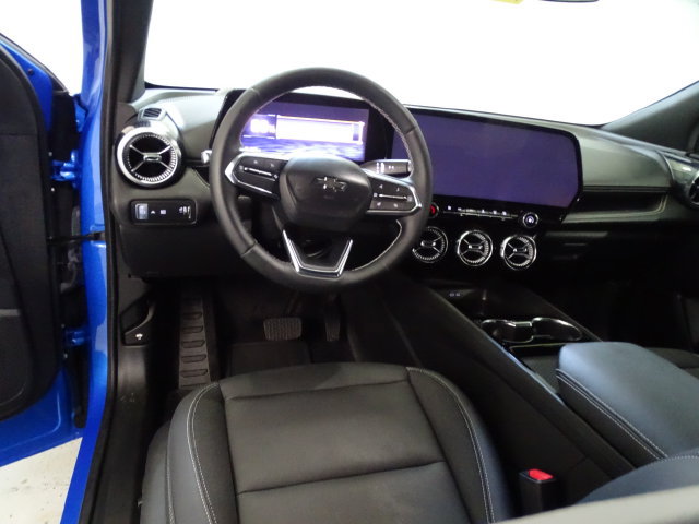 Certified 2025 Chevrolet Blazer EV LT AWD/4WD image 5