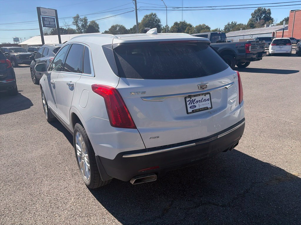 Used 2018 Cadillac XT5 Premium Luxury AWD/4WD image 4