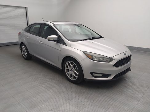 Used 2015 Ford Focus SE w/ Equipment Group 201A FWD image 11