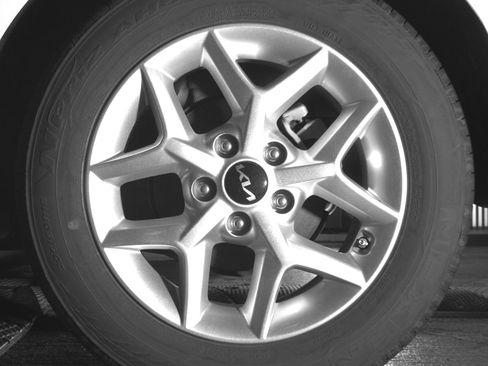 Used 2025 Kia Soul LX w/ LX Technology Package FWD image 14