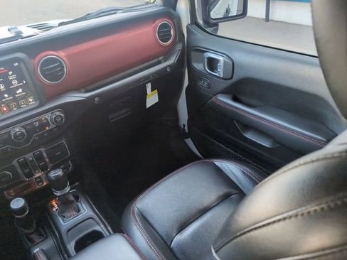 Used 2021 Jeep Wrangler Unlimited Rubicon image 11