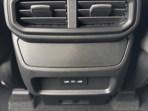 New 2025 Honda Pilot Sport image 17