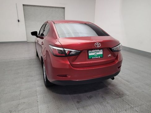 Used 2018 Toyota Yaris iA FWD image 6