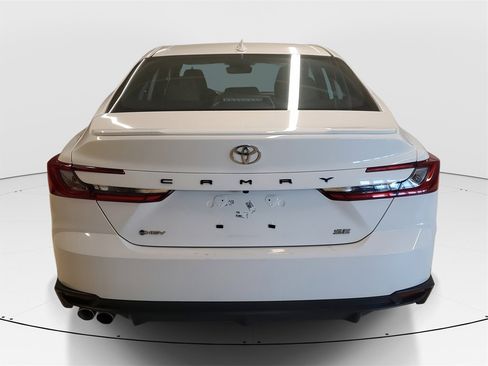 Certified 2025 Toyota Camry SE image 7