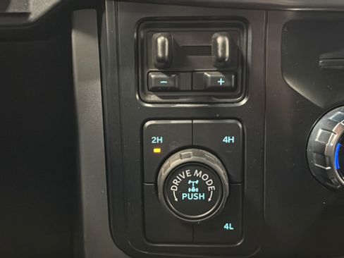 Used 2025 Ford F150 XLT w/ Equipment Group 302A MID AWD/4WD image 32