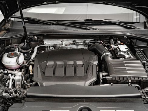 Certified 2024 Audi Q3 2.0T Premium w/ Convenience Package image 43