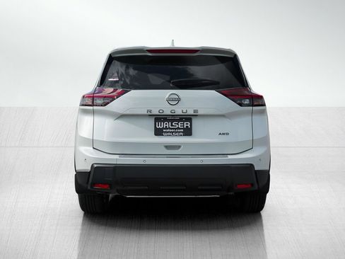 New 2026 Nissan Rogue SV w/ SV Premium Package image 5