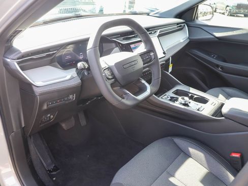 New 2026 Jeep Cherokee Laredo image 4