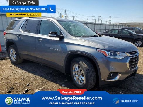 Used 2019 Chevrolet Traverse LT image 3