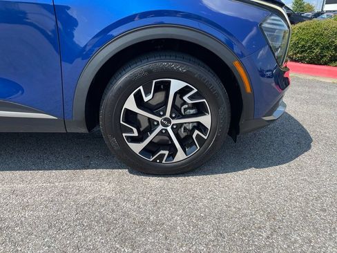 Certified 2024 Kia Sportage EX FWD image 30
