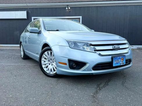 Used 2010 Ford Fusion Hybrid FWD image 1
