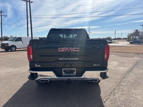 New 2026 GMC Sierra 1500 SLT image 5