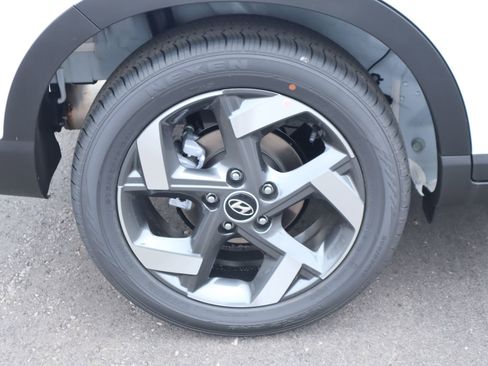 New 2026 Hyundai Venue SEL FWD image 14