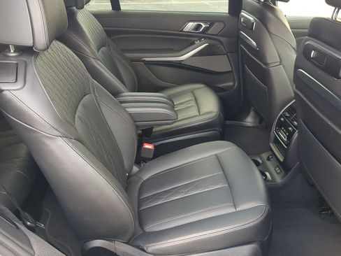 Used 2023 BMW X7 M60i w/ Executive Package image 22