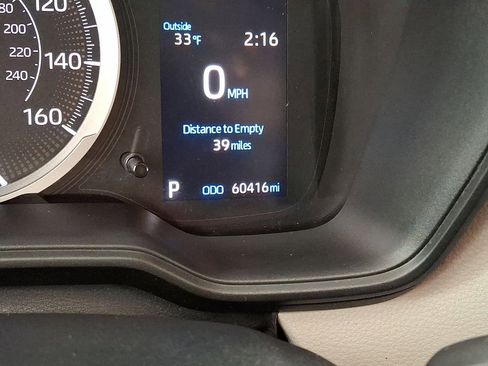 Used 2022 Toyota Corolla LE image 13