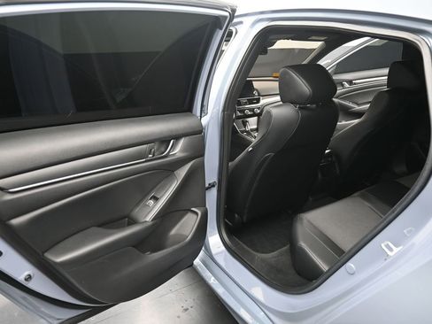 Used 2021 Honda Accord Sport image 17