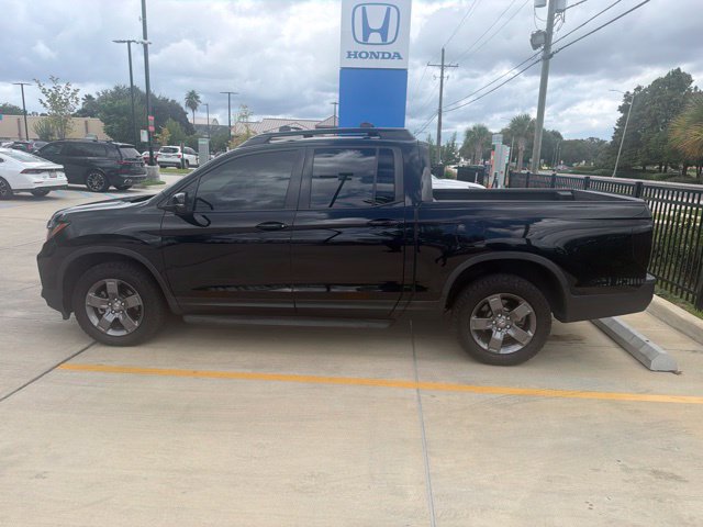 Used 2025 Honda Ridgeline TrailSport image 7