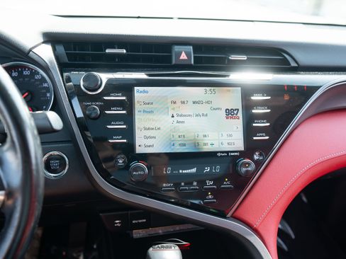 Used 2019 Toyota Camry XSE w/ Carpet Mat Package FWD image 29