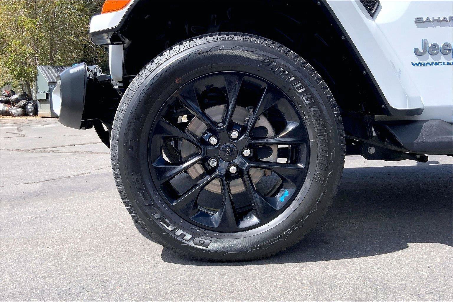Certified 2023 Jeep Wrangler Unlimited Sahara w/ Cold Weather Group AWD/4WD image 9
