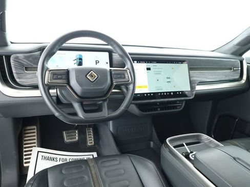 Used 2022 Rivian R1T Adventure image 11