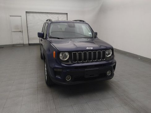 Used 2020 Jeep Renegade Latitude w/ Cold Weather Group image 14