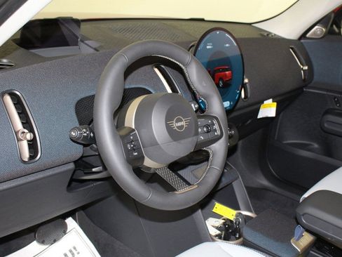 Used 2025 MINI Cooper Countryman S w/ Comfort Package Max AWD/4WD image 13