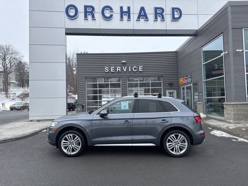 Used 2018 Audi Q5 2.0T Premium Plus w/ Premium Plus Package image 2
