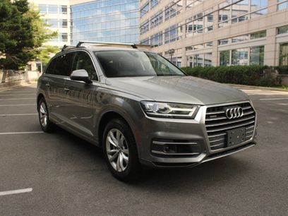 Used 2017 Audi Q7 3.0T Premium Plus