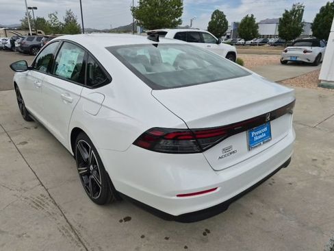 New 2026 Honda Accord SE image 3