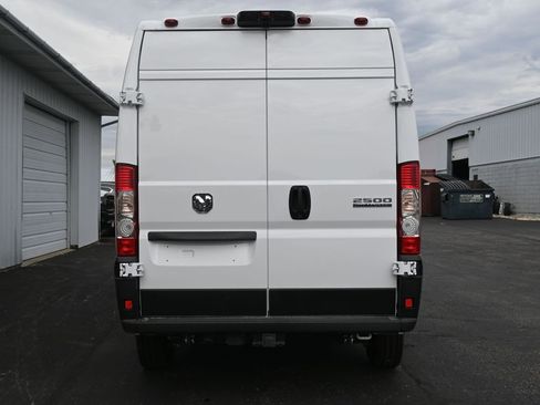 New 2025 RAM ProMaster 2500 w/ Crew Van Package image 7