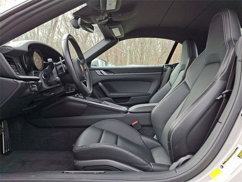 Used 2021 Porsche 911 Carrera image 11