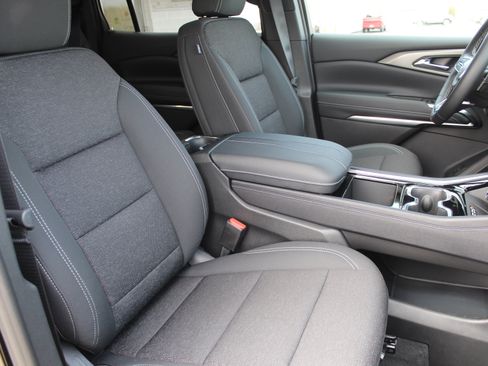 New 2026 Chevrolet Traverse LT image 15