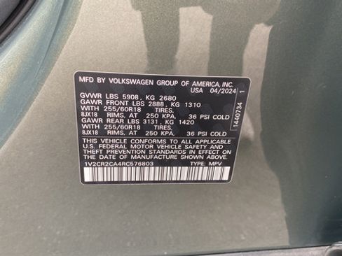 Used 2024 Volkswagen Atlas Peak Edition SE AWD/4WD image 30