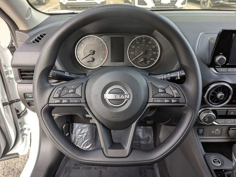 New 2025 Nissan Sentra S image 15