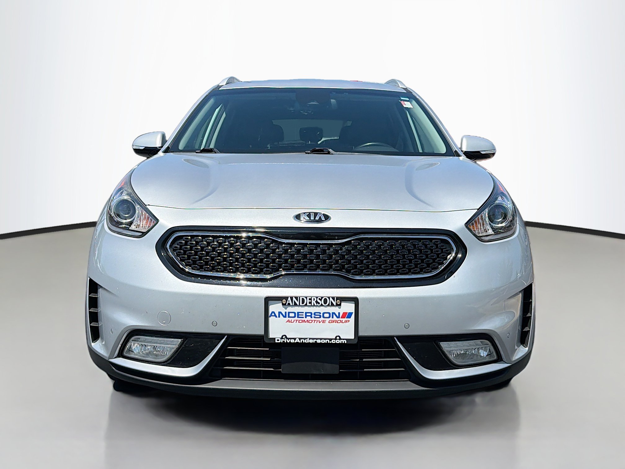 Used 2018 Kia Niro Touring FWD image 15