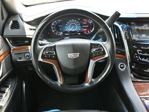 Used 2018 Cadillac Escalade Premium Luxury w/ LPO, Radiant Package RWD image 11
