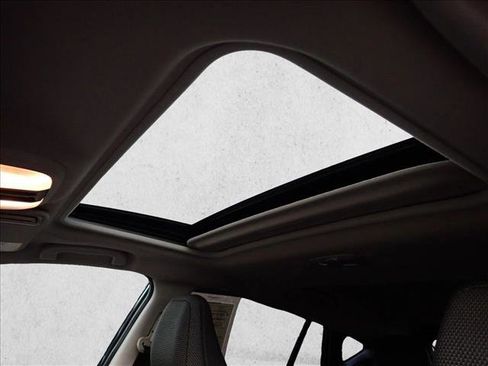 Certified 2024 Subaru Crosstrek 2.0i Premium image 14