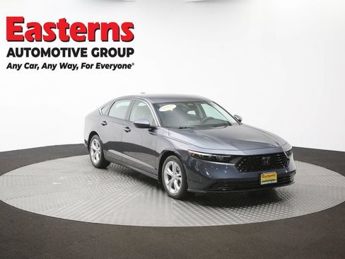 Used 2025 Honda Accord LX image 48