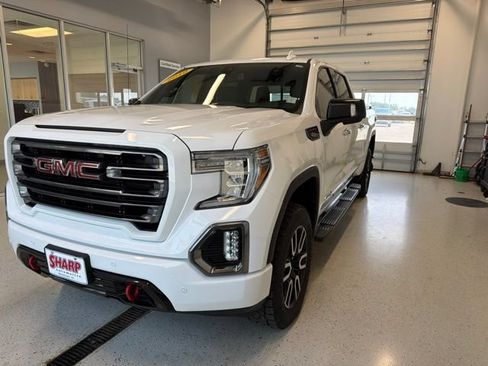 Used 2019 GMC Sierra 1500 AT4 w/ AT4 Premium Package AWD/4WD image 5