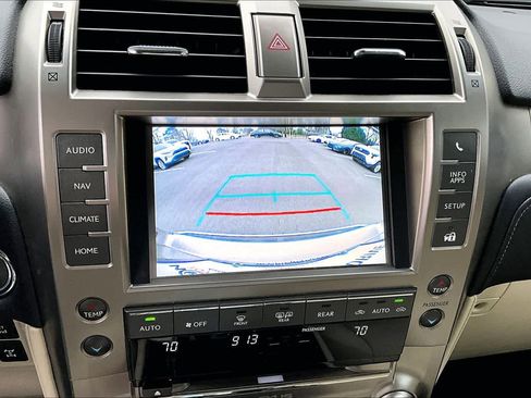 Used 2021 Lexus GX 460 Premium image 25