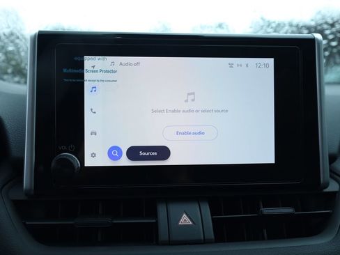 Used 2025 Toyota RAV4 XLE image 7