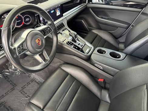 Used 2020 Porsche Panamera 4 w/ Premium Package Plus AWD/4WD image 12