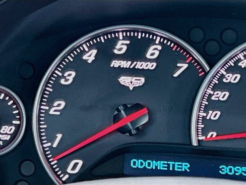 Used 2013 Chevrolet Corvette Grand Sport w/ 4LT Preferred Equipment Group RWD image 34
