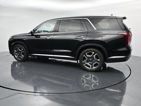 Used 2024 Hyundai Palisade Limited FWD image 5