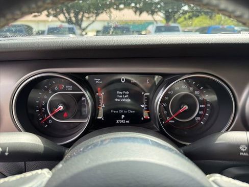 Used 2020 Jeep Gladiator Rubicon w/ Dual Top Group image 23