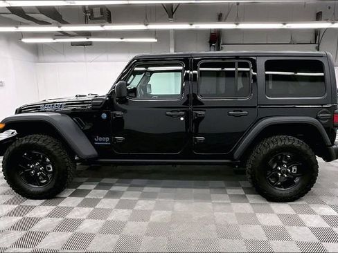 Used 2025 Jeep Wrangler Unlimited Sport S 4xe image 14
