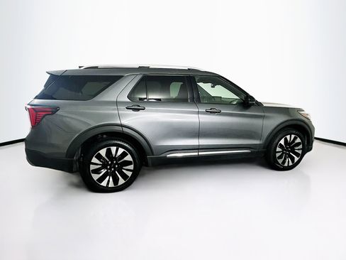 Used 2025 Ford Explorer Platinum w/ LUX Leather Package image 10