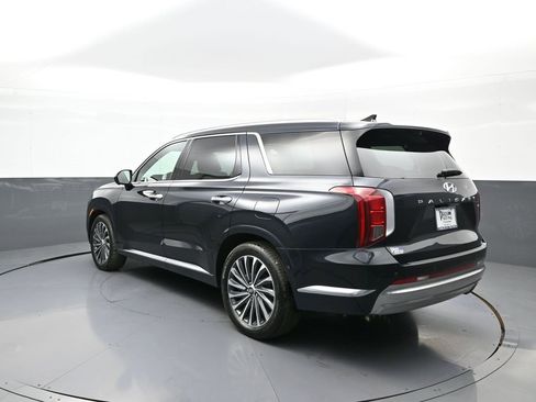 Used 2024 Hyundai Palisade Calligraphy image 8