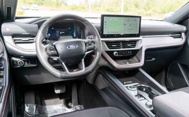 Certified 2025 Ford Explorer ST AWD/4WD image 15